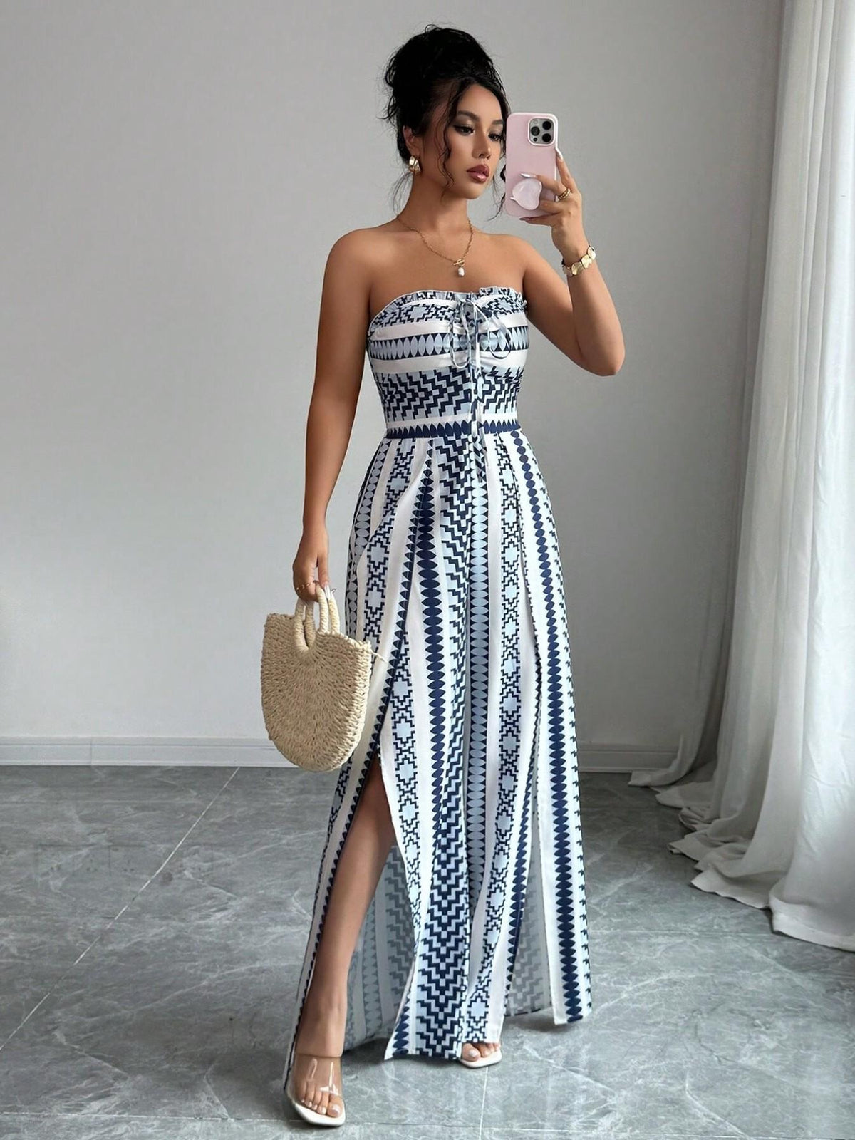 🌀 LIMITED-TIME 50% OFF! 💥 Geometric Jumpsuit with Halter Neckline & Side Slit – Unique Print, Elegant Fit, Versatile Style ✨