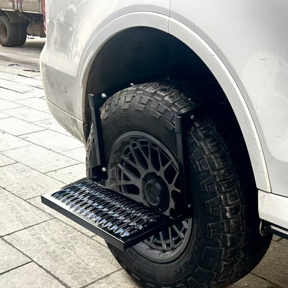 🚗Heavy-Duty Folding Tire Step for Roof Access