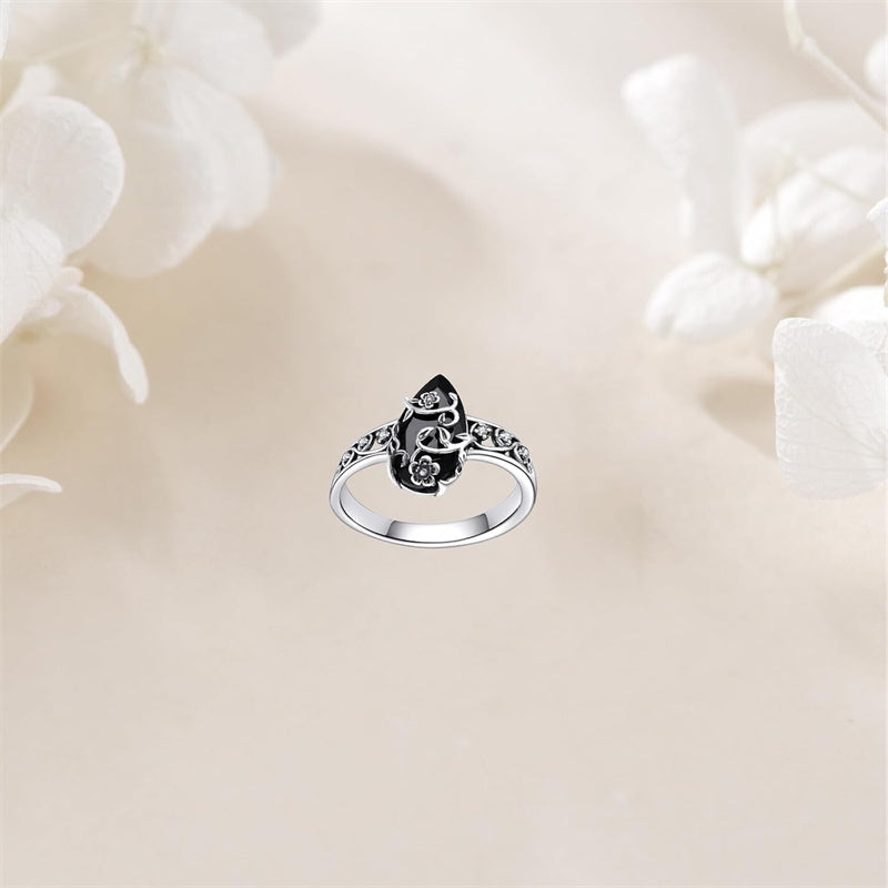 💍60% OFF NOW! 🌿 Vintage Floral Vine Ring – Black Teardrop Gem, Sparkling Accents & Openwork Band ✨